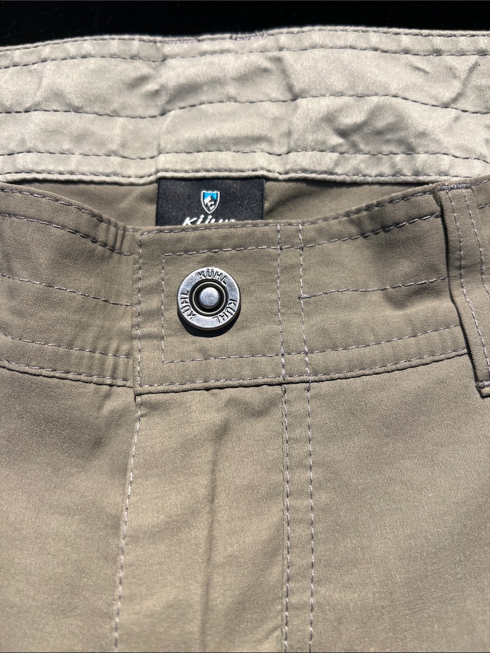 Men's KUHL Casual Cargo Shorts in Light Khaki , used perfect condition - Picture 4 of 11